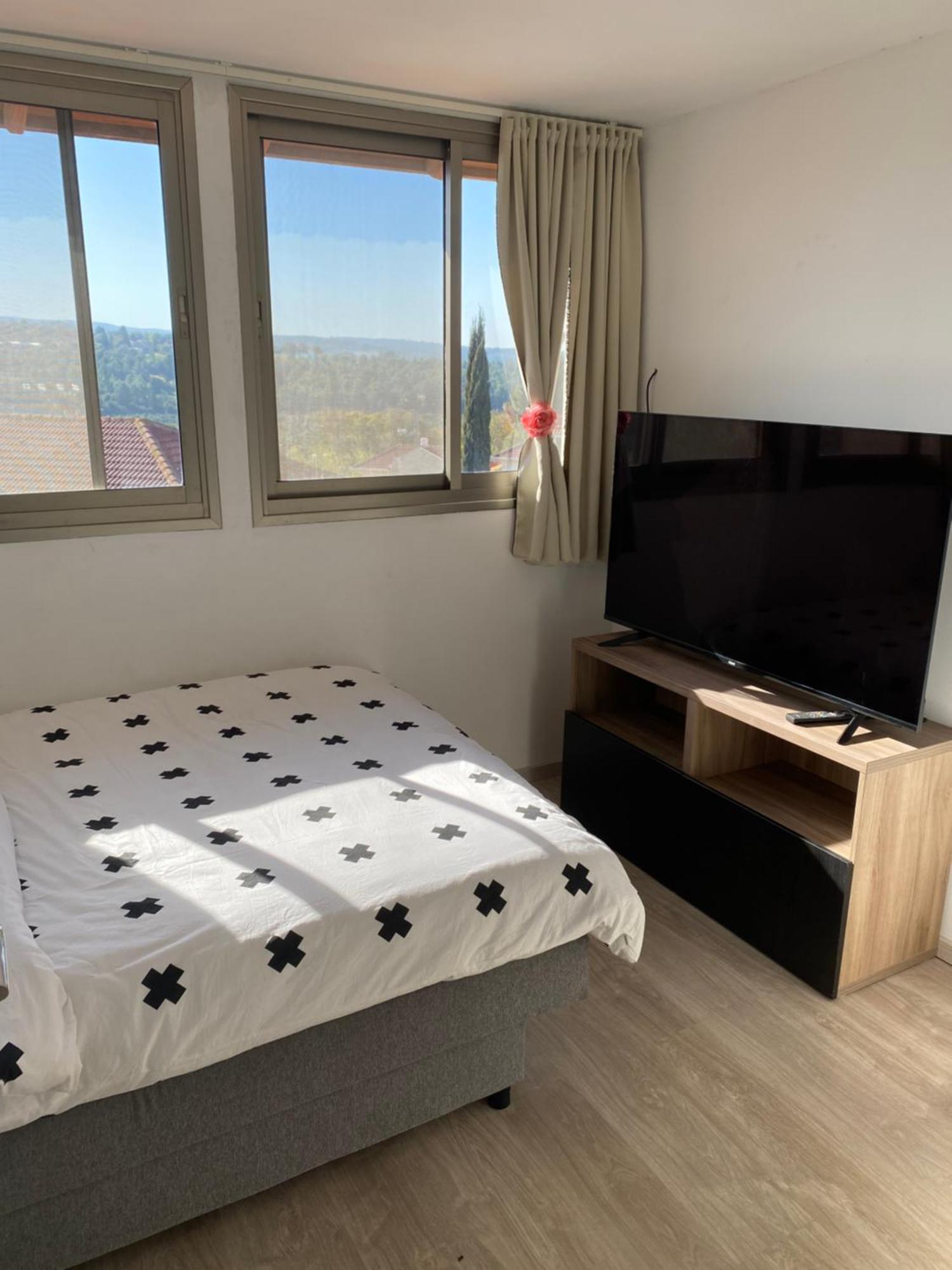 בין יער לים Villa Shelomi Kültér fotó