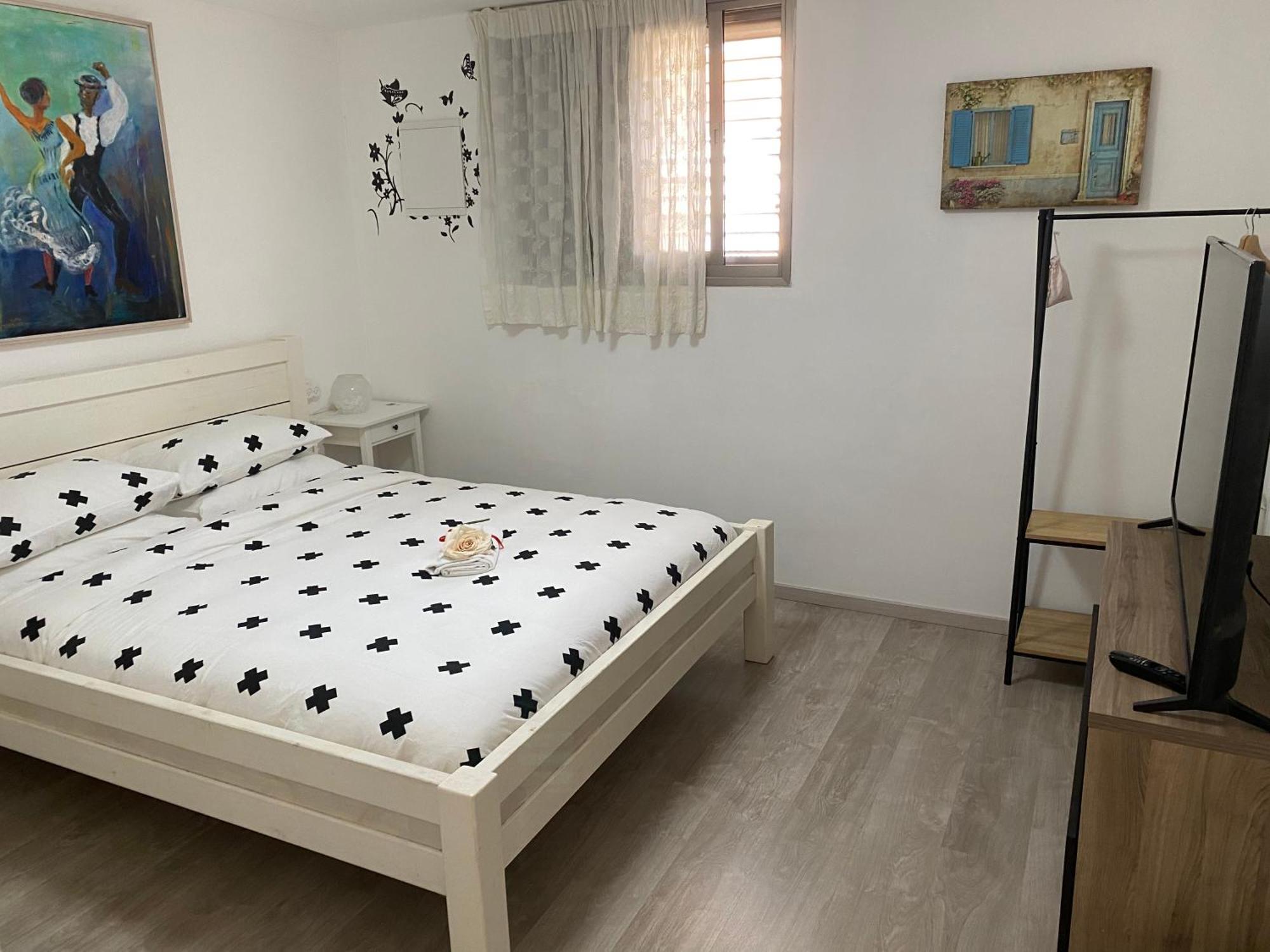 בין יער לים Villa Shelomi Szoba fotó